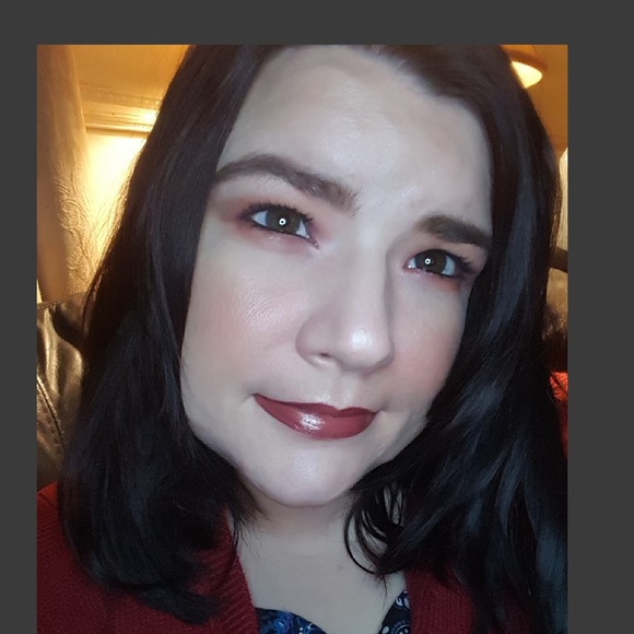 Meet your Posher, Kelley - Picture 1 of 1